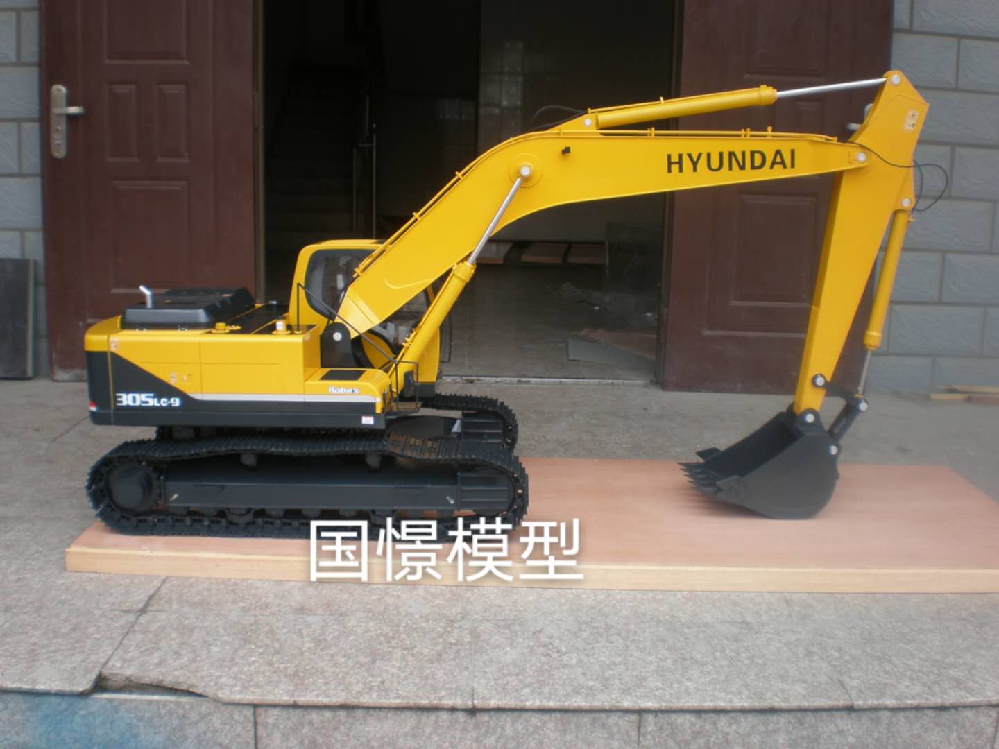 巴彦卓尔机械模型