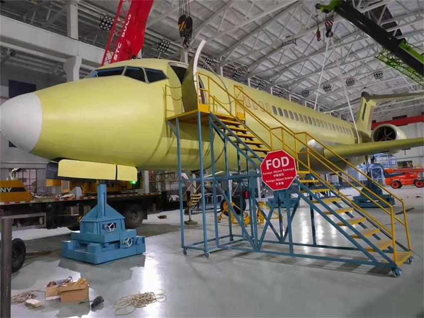 巴彦卓尔飞机模拟仓